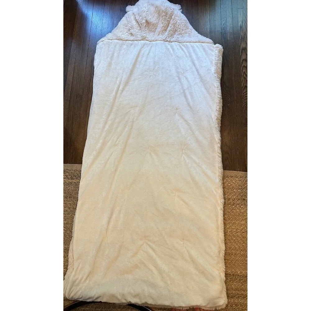 PBteen Faux Fur Bear Hooded Sleeping Bag Ivory Cream Plush Zip Up Slumber Bag